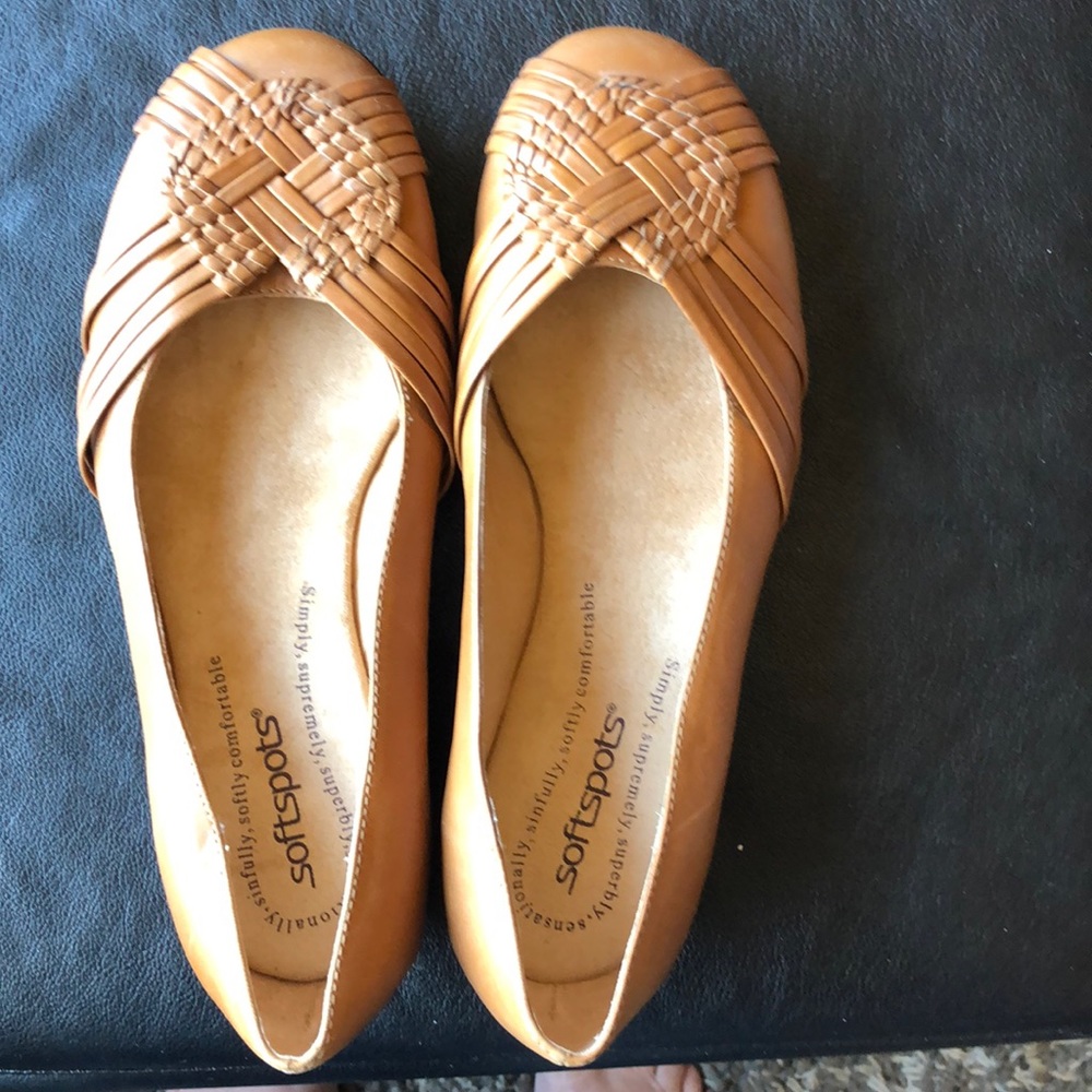 Soft Spots Helen 8WW NWOT
